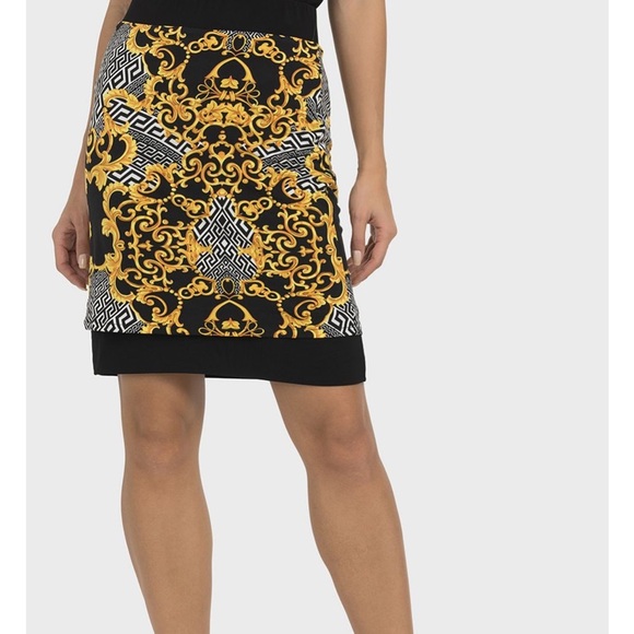 Skirt - Picture 2 of 3